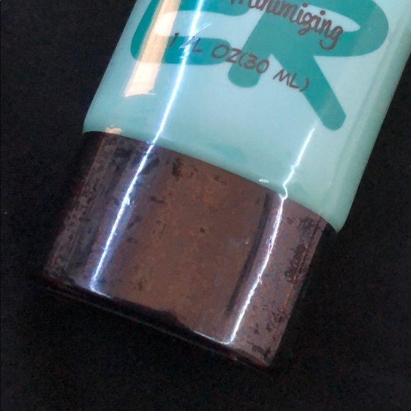 Poreless face primer - Picture 2 of 3